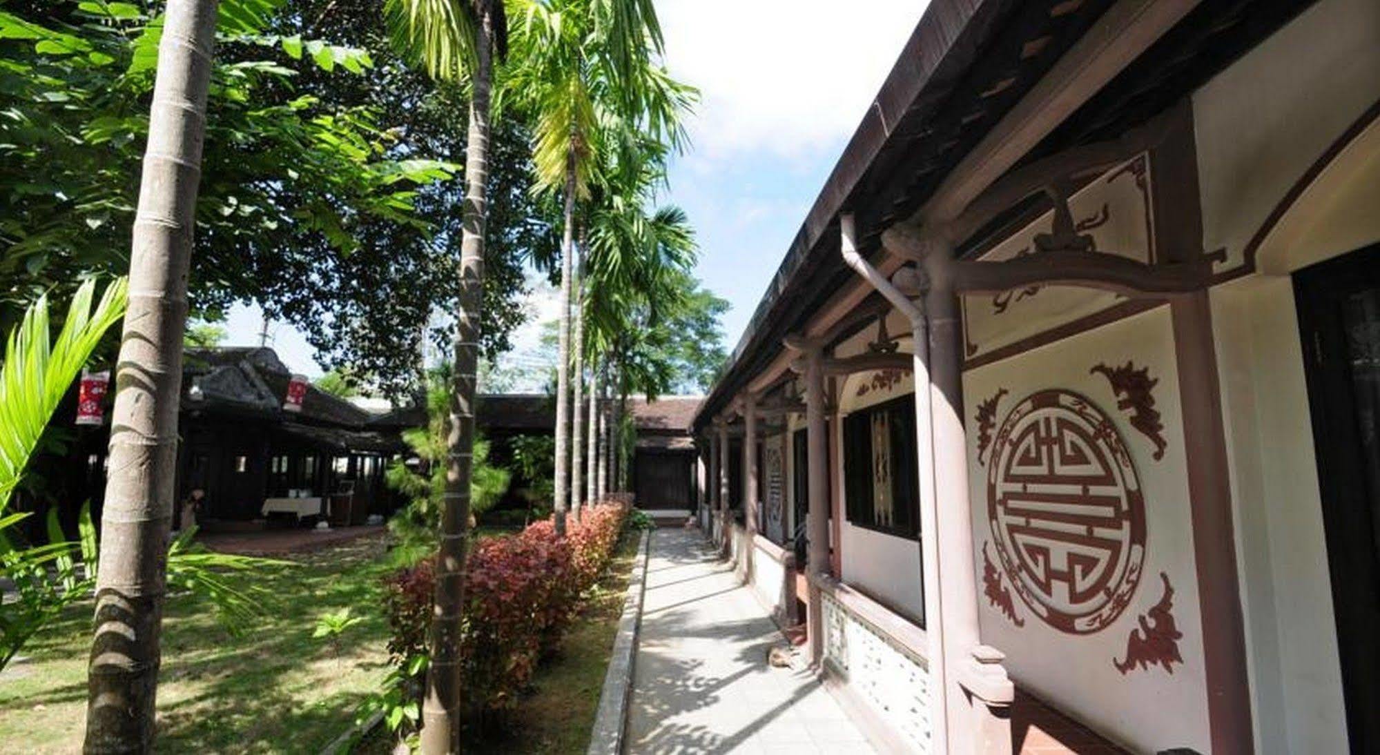 Thanh Noi Hotel Hue Exterior photo