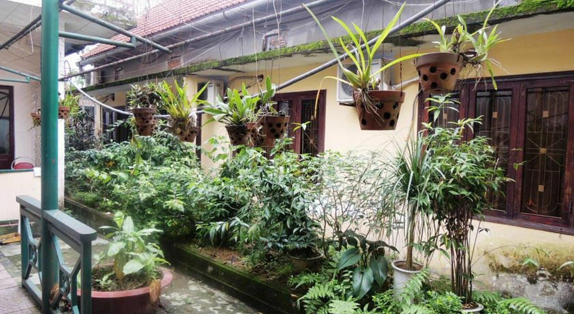 Thanh Noi Hotel Hue Exterior photo